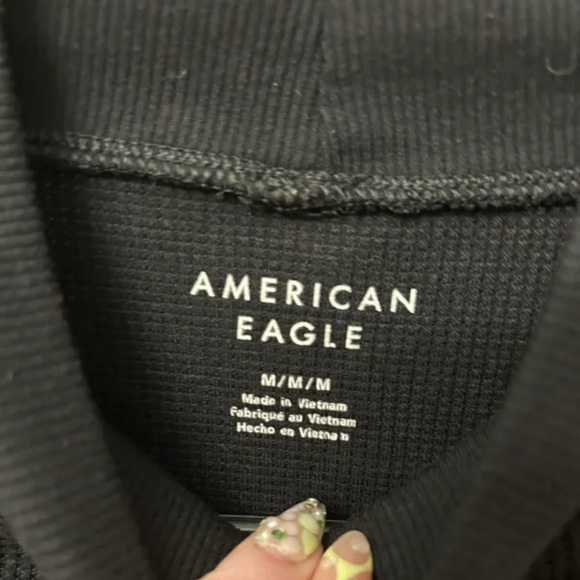 American Eagle Women's Black Turtleneck Sweater medium - Picture 2 of 2